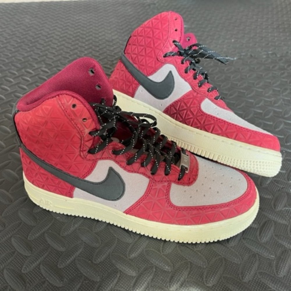 Nike Air Force 1 Hi Premium Suede Women's Sneakers, Size 8